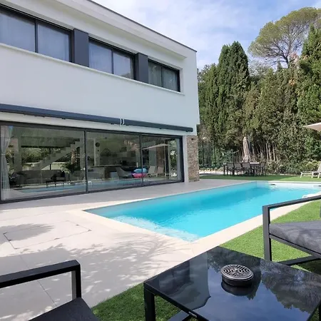 Villa Avec Piscine Saint-Raphaël