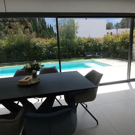 Avec Piscine וילה Saint-Raphaël