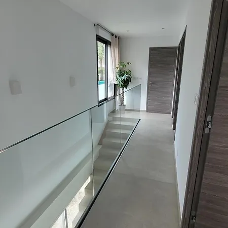 ヴィラ Avec Piscine Saint-Raphaël
